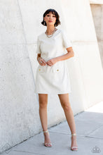 Load image into Gallery viewer, Two-Tone Trendsetter - Magnificent Musings