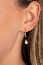 Load image into Gallery viewer, Pearls Before VINE - Gold